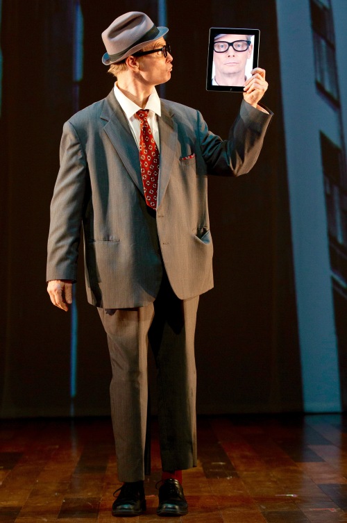 Bill Irwin in the world premiere run of "Old Hats" at Signature Theatre Company. (© 2013 Joan Marcus)